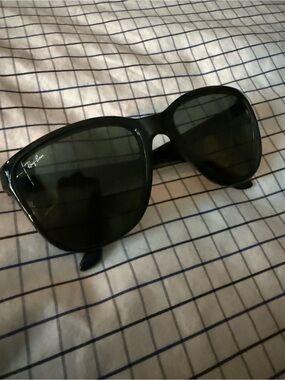 Ray-Ban Unisex Black Polarized Sunglasses